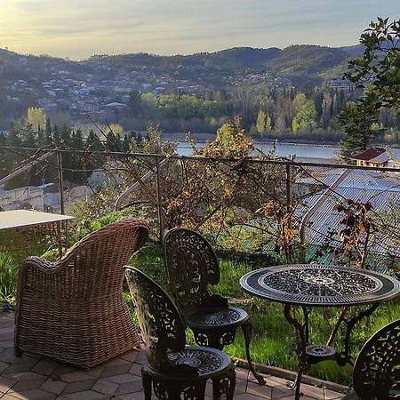 Hotel Veranda Kutaissi Exterior foto